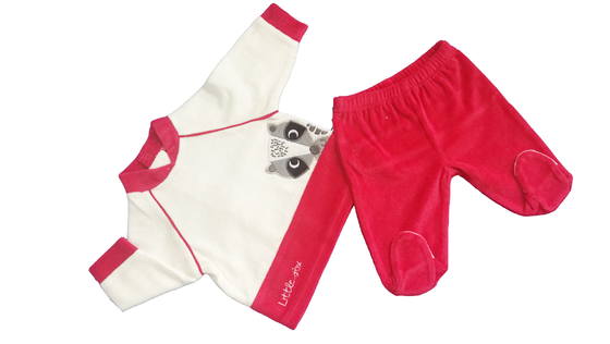 Le bébé nouveau-né de longue douille élève les vêtements unisexes copie ou broderie de bébé d'hiver